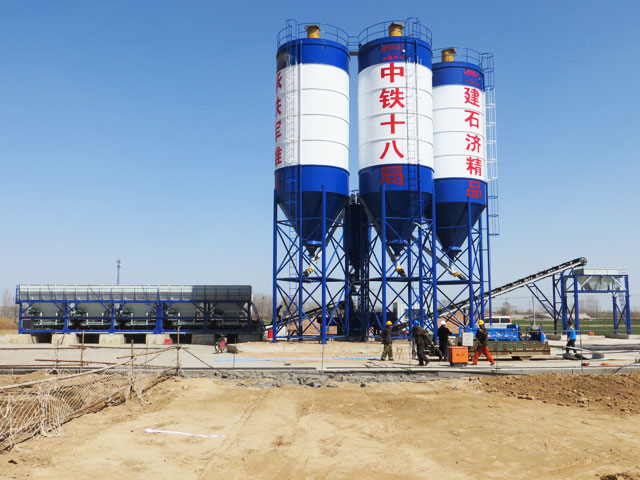中鐵十八局穩(wěn)定土廠(chǎng)拌設(shè)備